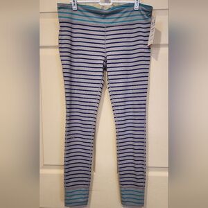 Under Armour women's L striped leggings